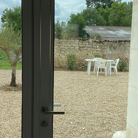 לינה וארוחת בוקר Les Des Lauriers Roses Privee Ile D Aix Geay (Charente-Maritime)
